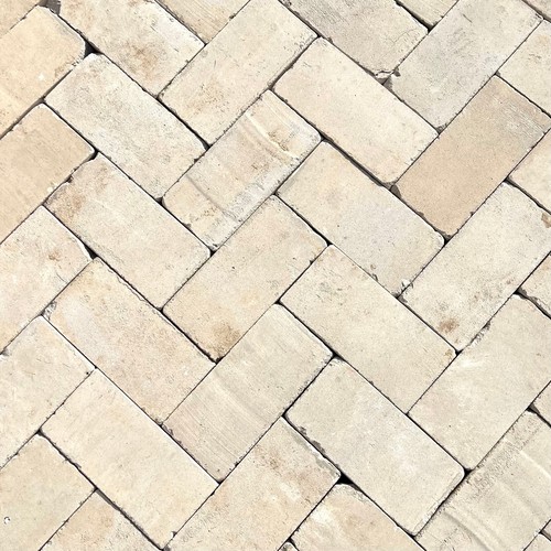 Reclaimed white paving bricks - white,